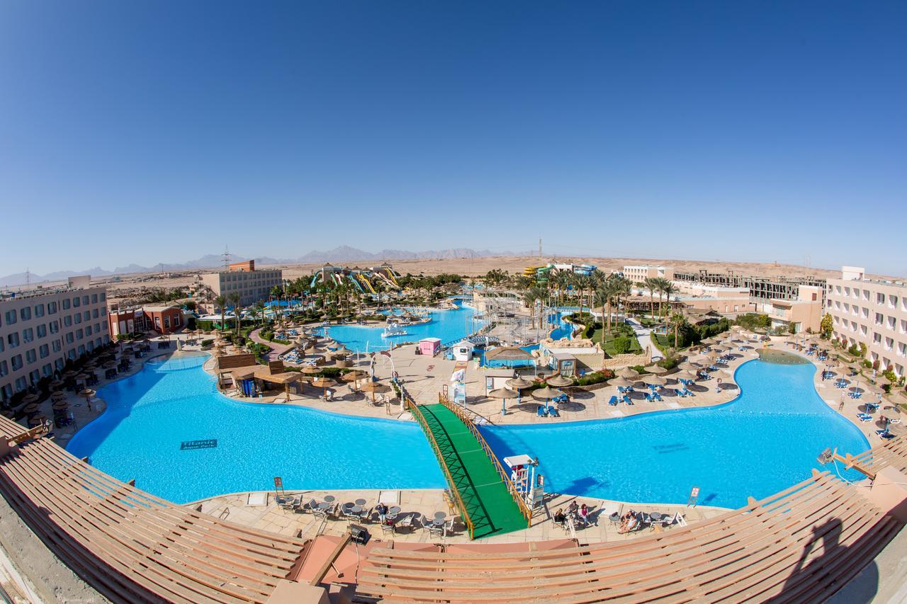 Titanic Aqua Park Resort - Families And Couples Only フルガダ エクステリア 写真