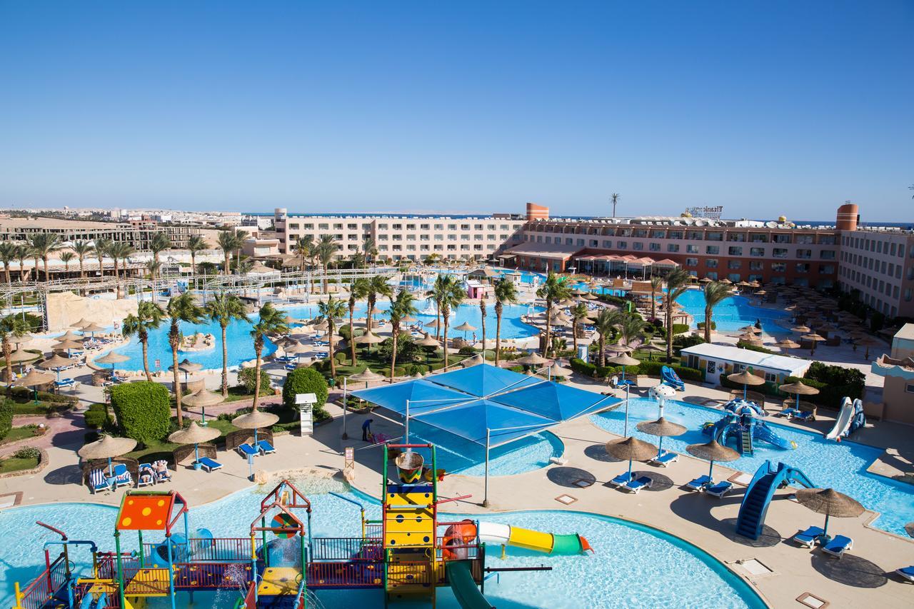 Titanic Aqua Park Resort - Families And Couples Only フルガダ エクステリア 写真